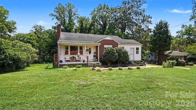 4412 Reidsville Road, Winston Salem, NC 27101