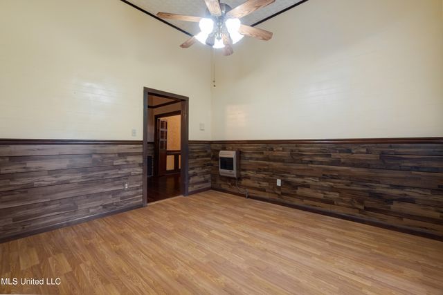 557 Old Hwy 49, Seminary, MS 39479