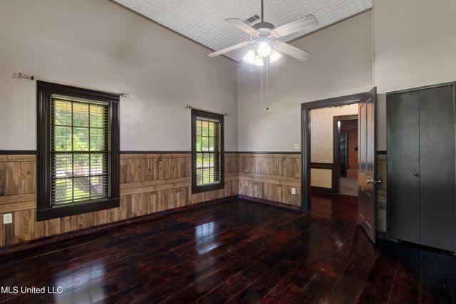 557 Old Hwy 49, Seminary, MS 39479