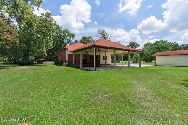 557 Old Hwy 49, Seminary, MS 39479