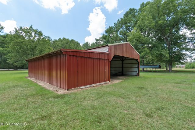 557 Old Hwy 49, Seminary, MS 39479