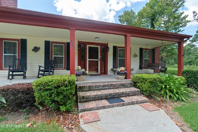 557 Old Hwy 49, Seminary, MS 39479