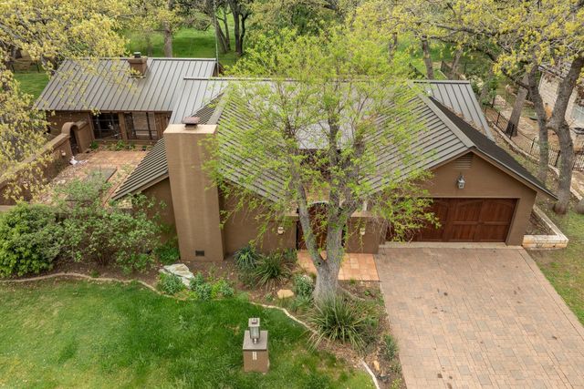 206 Blue Ground, Horseshoe Bay, TX 78657