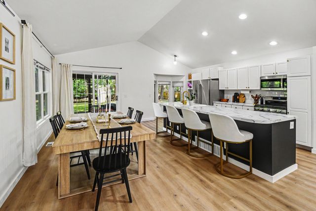 14275 Shiawassee Drive, Grand Haven, MI 49417