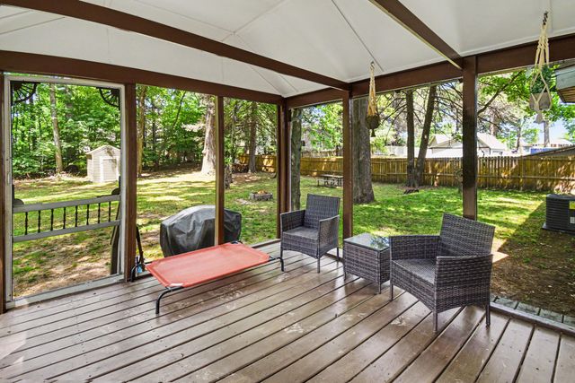 14275 Shiawassee Drive, Grand Haven, MI 49417