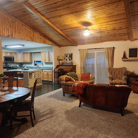11626 N Lake STREET, Milton, WI 53563