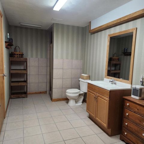 11626 N Lake STREET, Milton, WI 53563