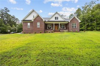 3601 Raccoon Run Drive, Burlington, NC 27215