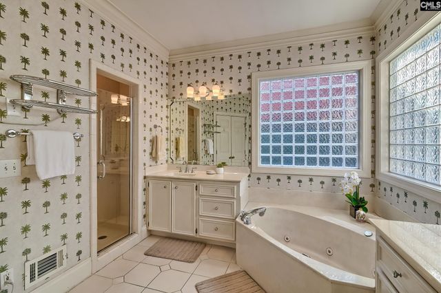 2 Crescent Lake Court, Blythewood, SC 29016