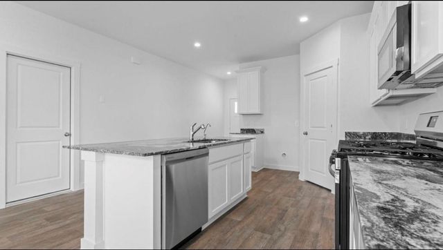 8051 Marchese Drive, Richmond, TX 77406