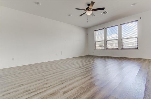 1004 Desaix DR, Georgetown, TX 78628