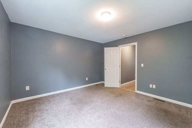 135 Moxon St 0, Springfield, MA 01151