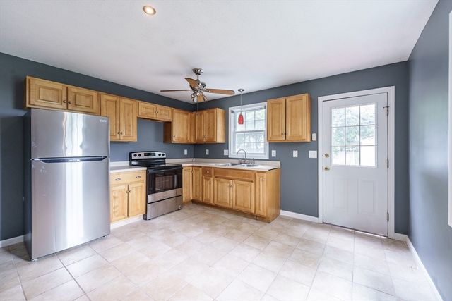 135 Moxon St 0, Springfield, MA 01151