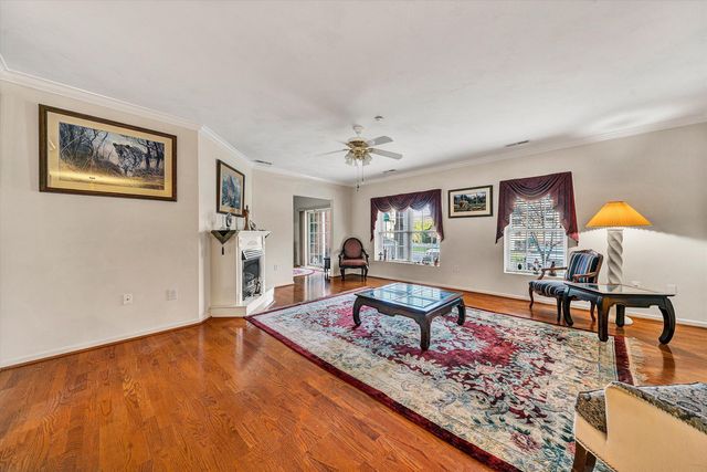 4434 Pheasant Ridge Rd Apt 101, Roanoke, VA 24014