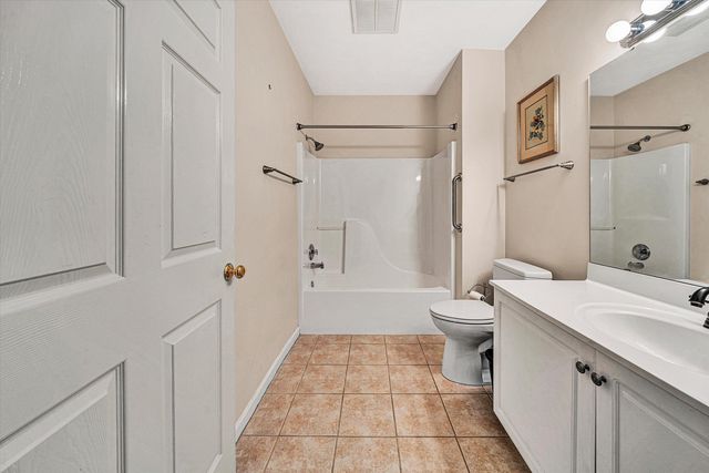 4434 Pheasant Ridge Rd Apt 101, Roanoke, VA 24014