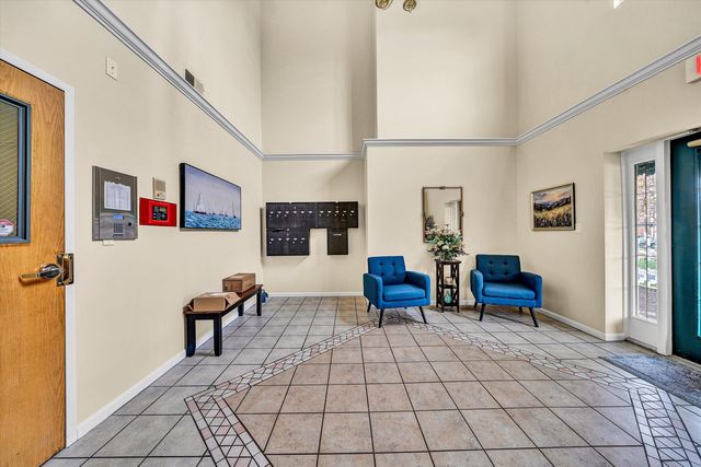 4434 Pheasant Ridge Rd Apt 101, Roanoke, VA 24014