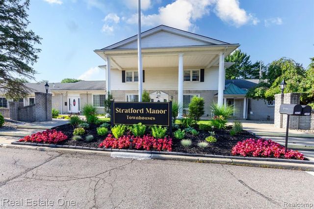 111 Manor Way, Rochester Hills, MI 48309