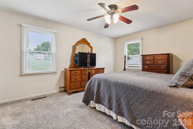 205 Cliffside Drive, Kannapolis, NC 28081