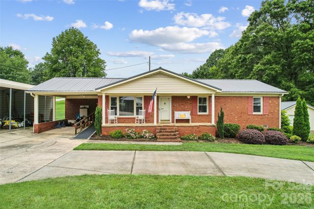 205 Cliffside Drive, Kannapolis, NC 28081