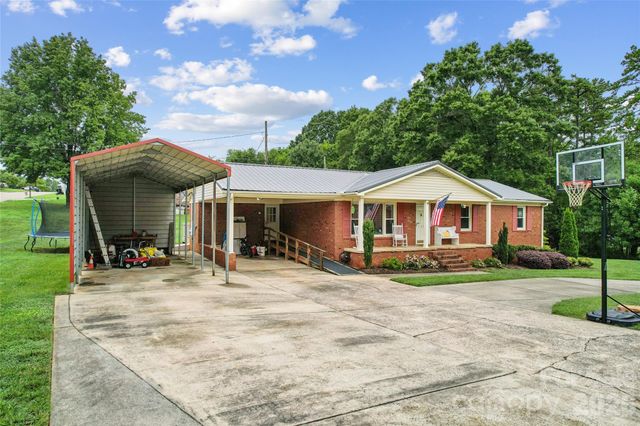 205 Cliffside Drive, Kannapolis, NC 28081