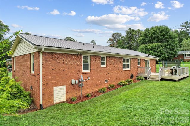 205 Cliffside Drive, Kannapolis, NC 28081