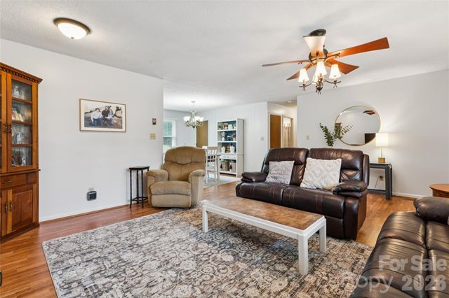 205 Cliffside Drive, Kannapolis, NC 28081