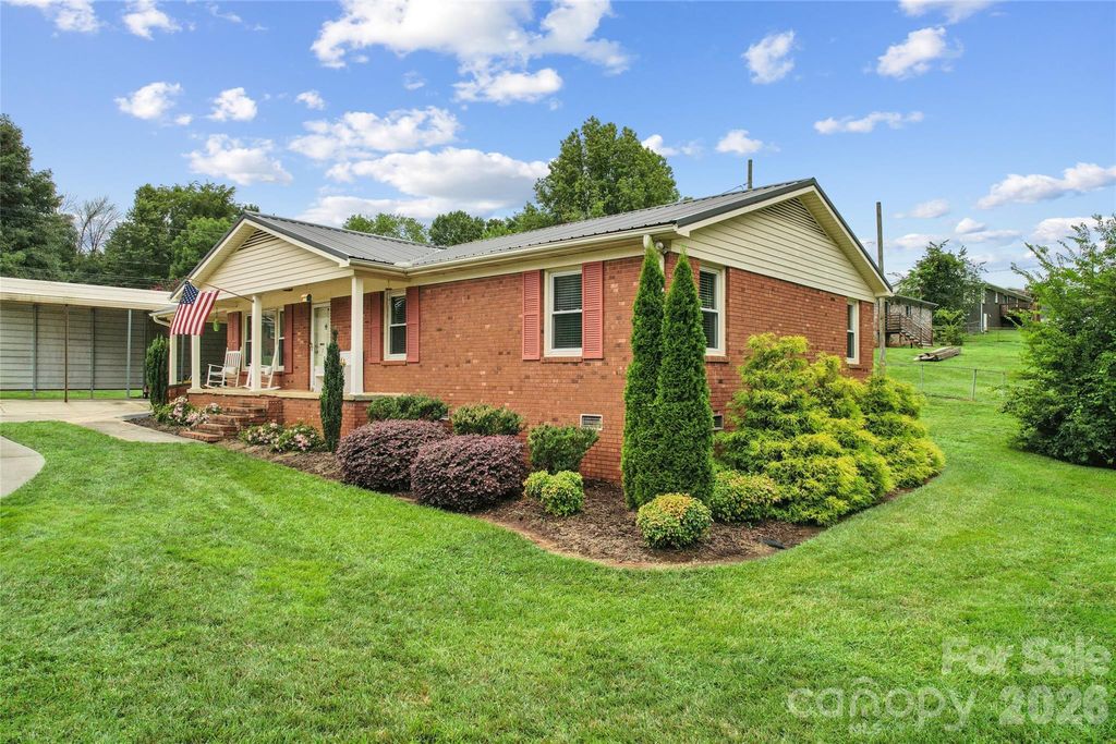 205 Cliffside Drive, Kannapolis, NC 28081