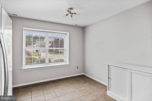 3 HARVEST LN, Sicklerville, NJ 08081