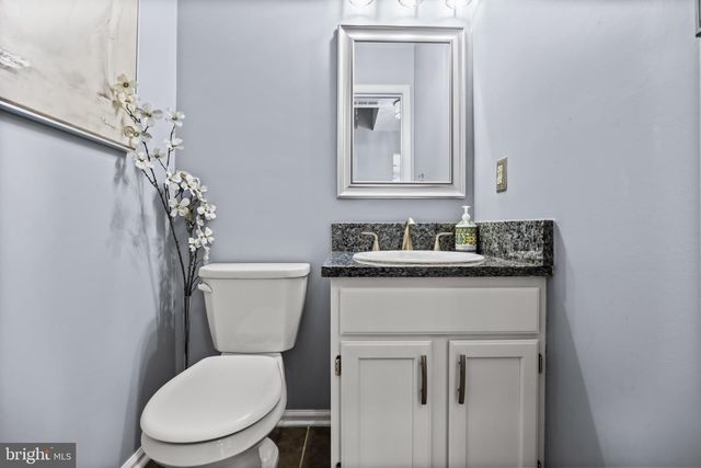 3 HARVEST LN, Sicklerville, NJ 08081