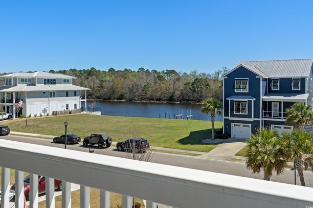 482 Harbour View Dr., Myrtle Beach, SC 29579
