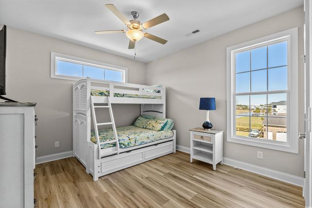 482 Harbour View Dr., Myrtle Beach, SC 29579