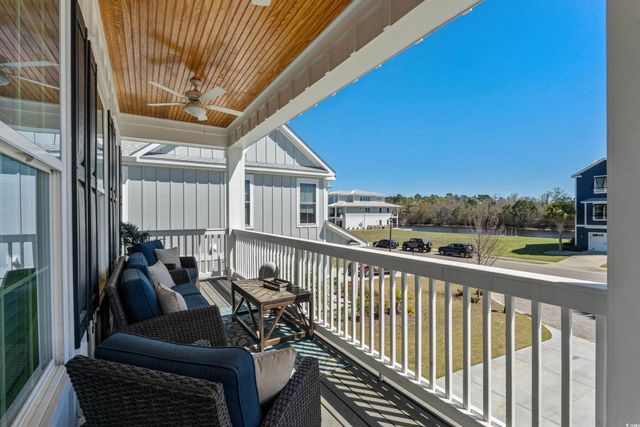 482 Harbour View Dr., Myrtle Beach, SC 29579