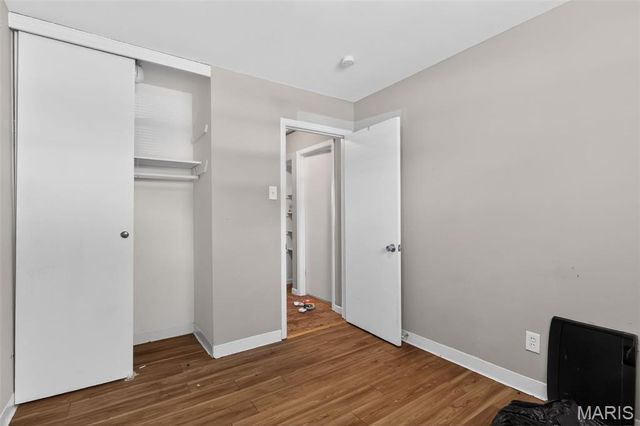 9446 Stansberry Avenue, St Louis, MO 63134