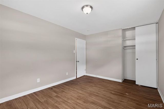 9446 Stansberry Avenue, St Louis, MO 63134