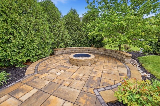 1374 Highland Lane, Beavercreek Twp, OH 45385