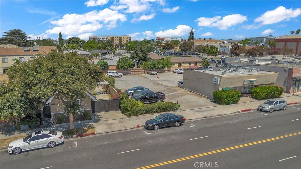 9721 Flower, Bellflower, CA 90706 — photo 3