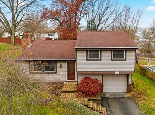 1425 Swede Hill Rd, Hempfield Twp, PA 15601