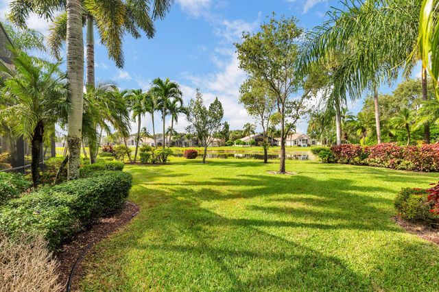 7543 Tarpon Cove Circle, Lake Worth, FL 33467