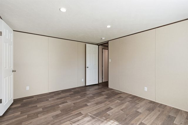 5422 Clear View Drive, Granbury, TX 76048