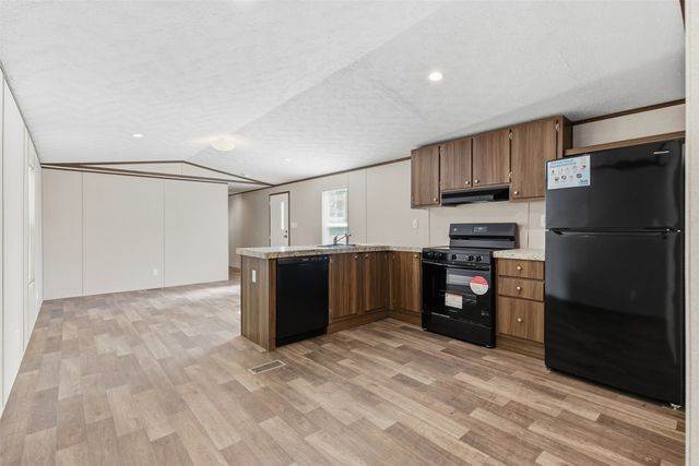 5422 Clear View Drive, Granbury, TX 76048