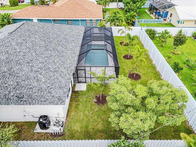 3341 SE 10th PL, Cape Coral, FL 33904