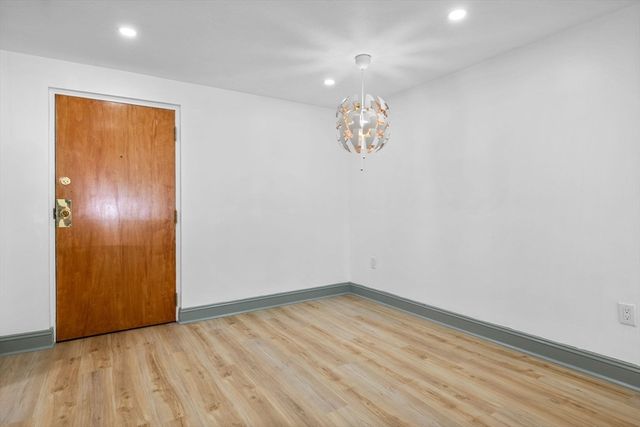 84 Grant St 7, Somerville, MA 02145
