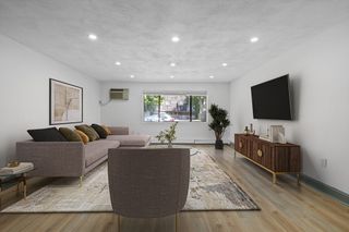 84 Grant St 7, Somerville, MA 02145