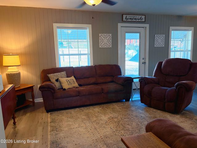 5355 New Cut Rd, Louisville, KY 40214