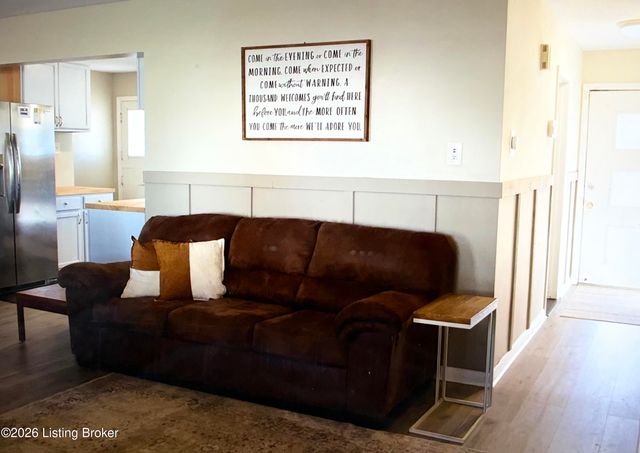 5355 New Cut Rd, Louisville, KY 40214