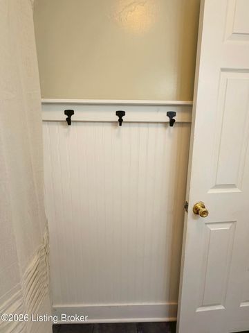 5355 New Cut Rd, Louisville, KY 40214