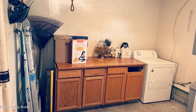 5355 New Cut Rd, Louisville, KY 40214