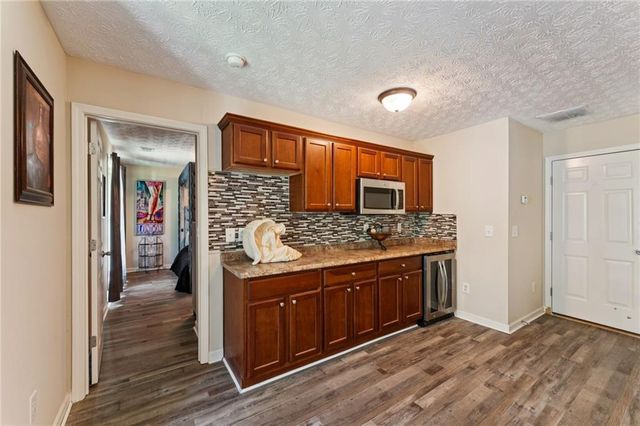 2512 Brittany Park Lane, Ellenwood, GA 30294