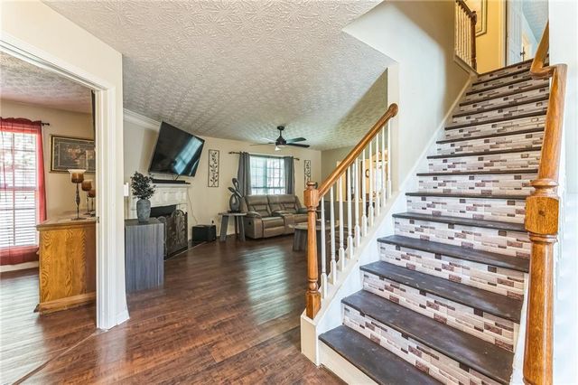 2512 Brittany Park Lane, Ellenwood, GA 30294