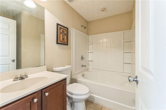 2512 Brittany Park Lane, Ellenwood, GA 30294